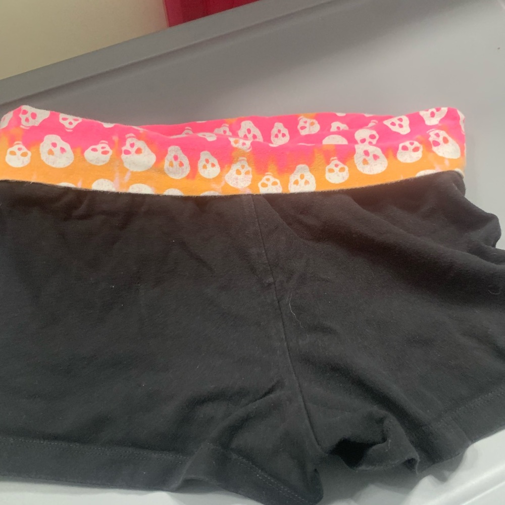 Yoga shorts. Size xs.